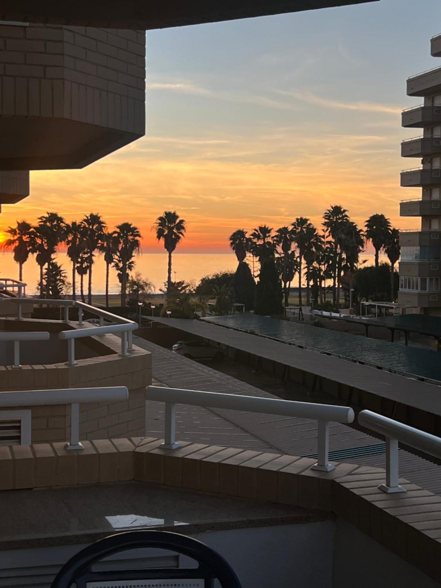 Apartamento Con Vistas Al Mar Cala Blanca II 奥罗佩萨德尔马 外观 照片